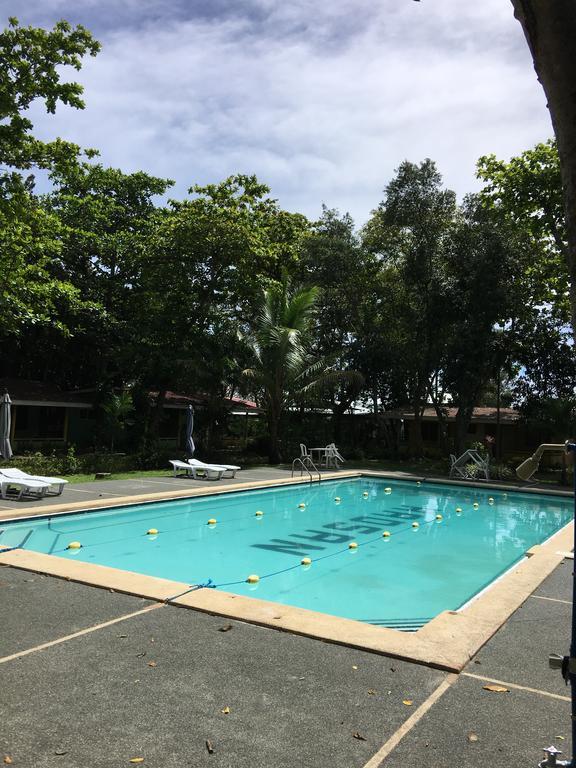 Bluefins Resort Lapu-Lapu City Buitenkant foto