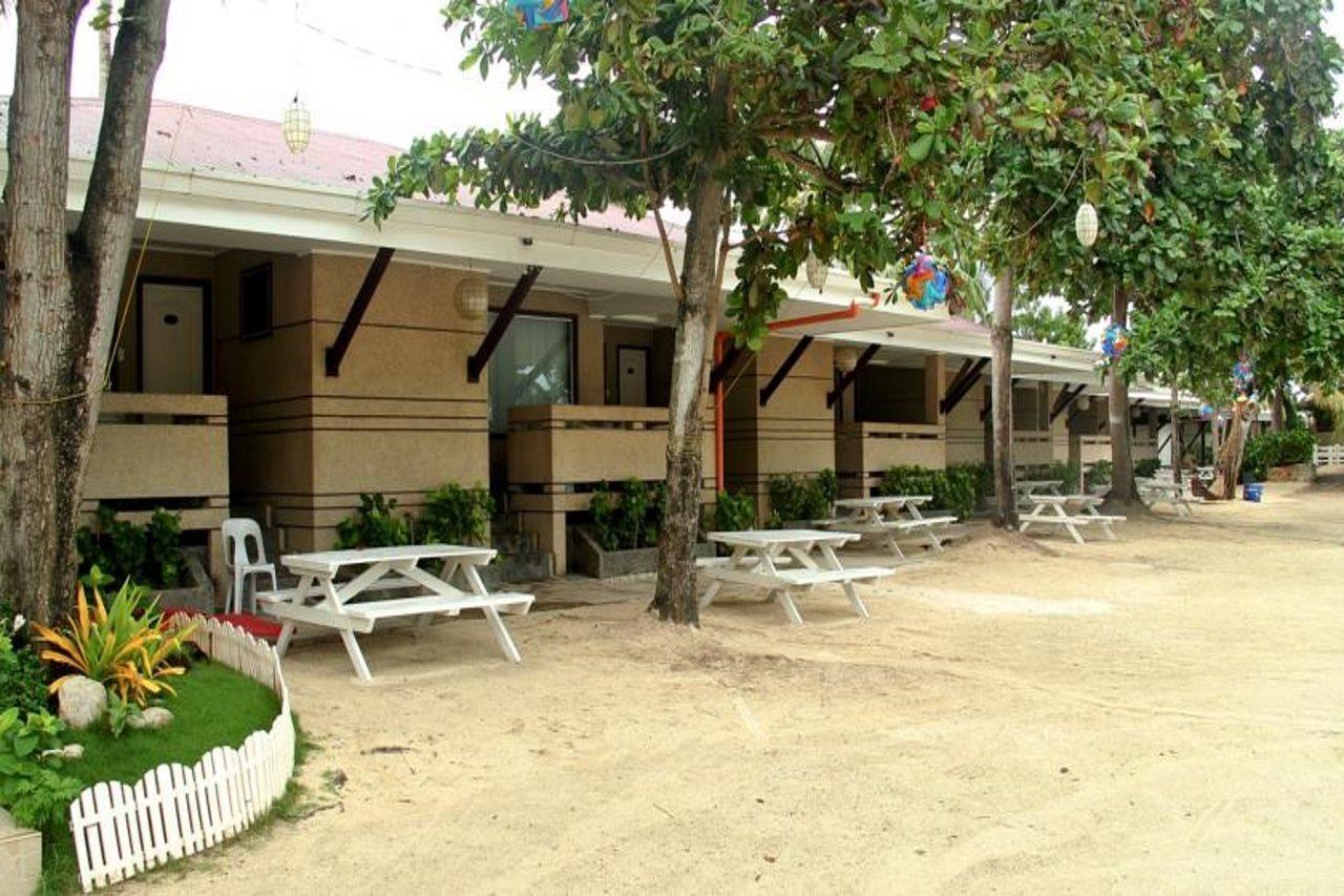Bluefins Resort Lapu-Lapu City Buitenkant foto