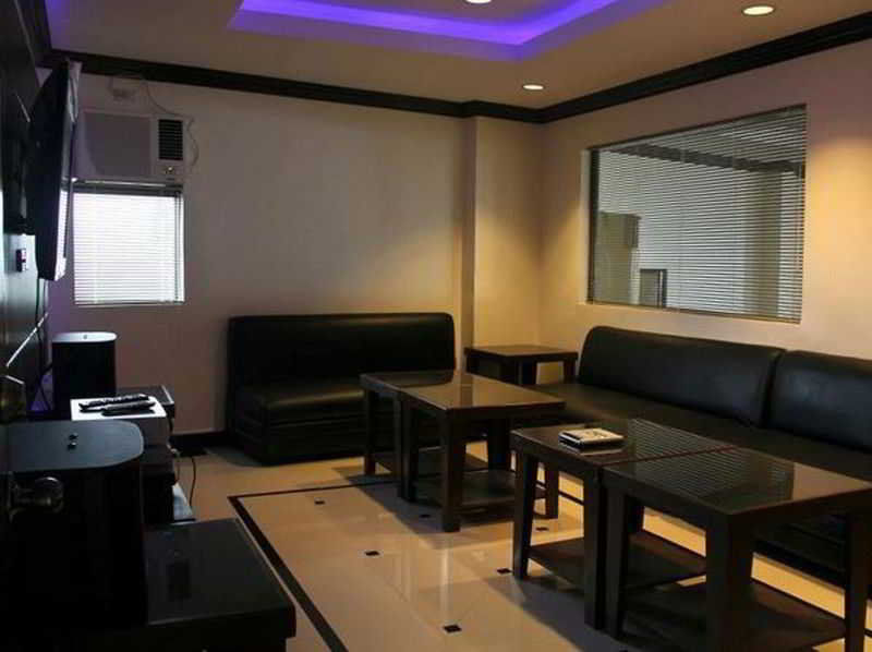 Bluefins Resort Lapu-Lapu City Buitenkant foto