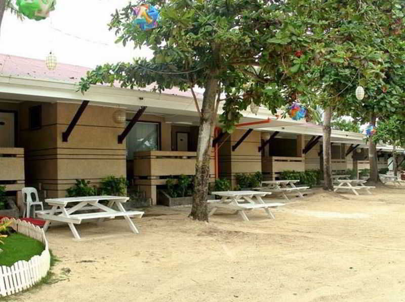 Bluefins Resort Lapu-Lapu City Buitenkant foto